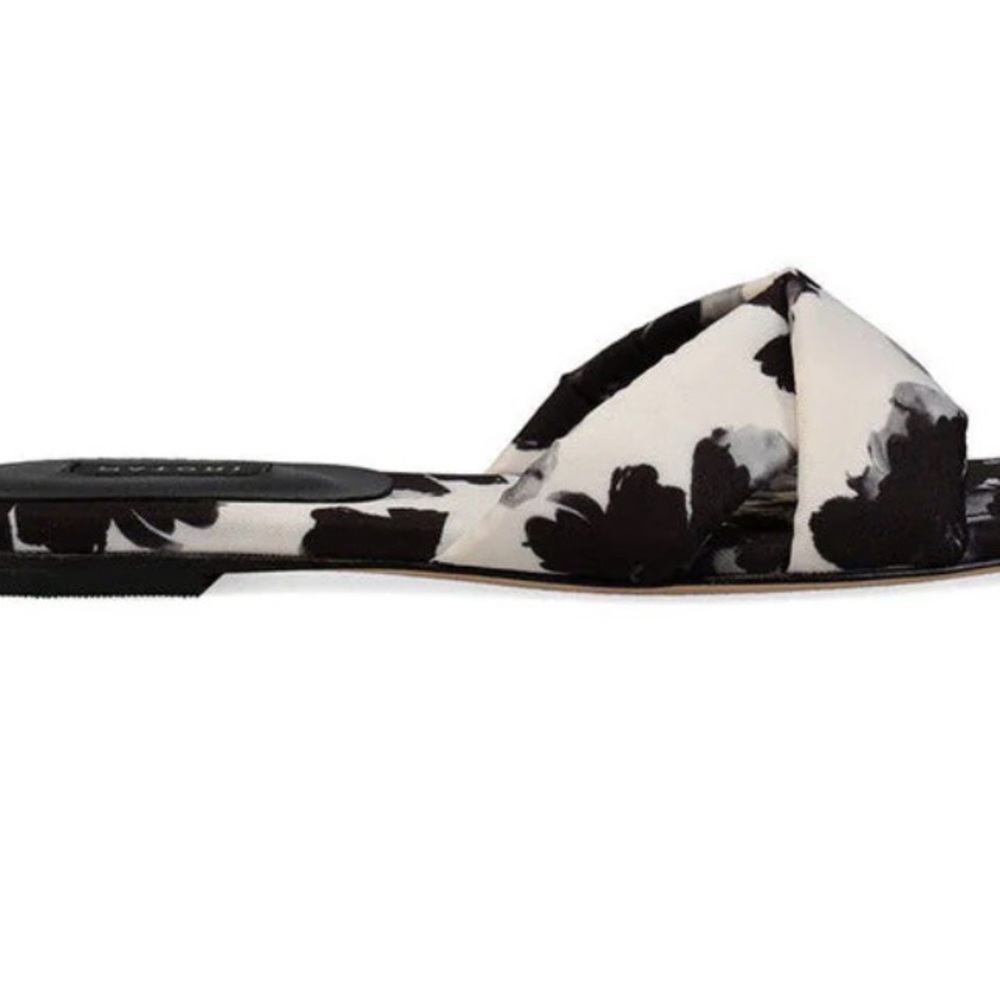 Natori Vitta Taichou Slide Black and White Colorway Floral Cross-Band Mule Sz 6